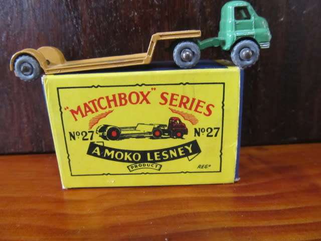 Matchbox Series - Lowbed - No 27 A MOKO LESNEY - with box