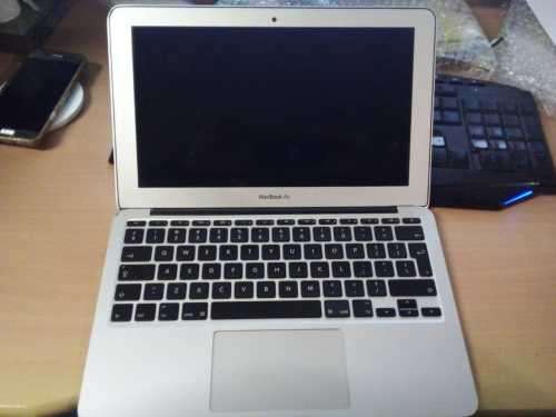 MacBook Air `Core i5` 1.7GHz 11` (Mid-2012)