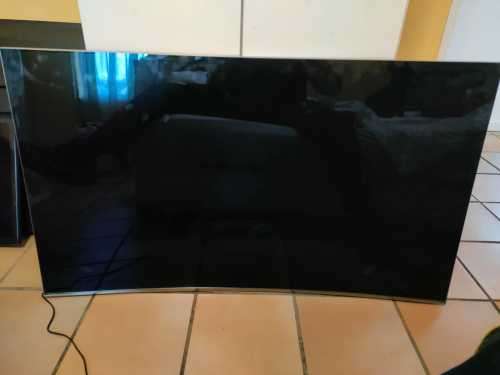 Samsung 55` SUHD 4K Curved Smart TV KS8500 Series 8 *** CRACKED ***