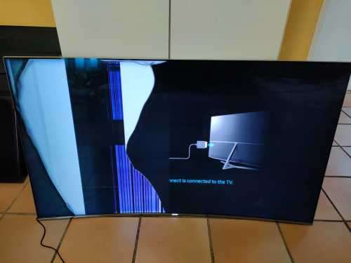 Samsung 55` SUHD 4K Curved Smart TV KS8500 Series 8 *** CRACKED ***