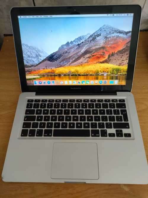 APPLE MACBOOK PRO (MID 2012) CORE i5 *** 4GB RAM *** 500GB HDD