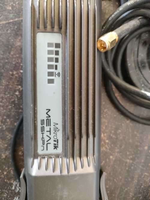 VARIOUS 2.4 / 5G ANTENNAS (Mikrotik Metal 55 / Wasp 140)