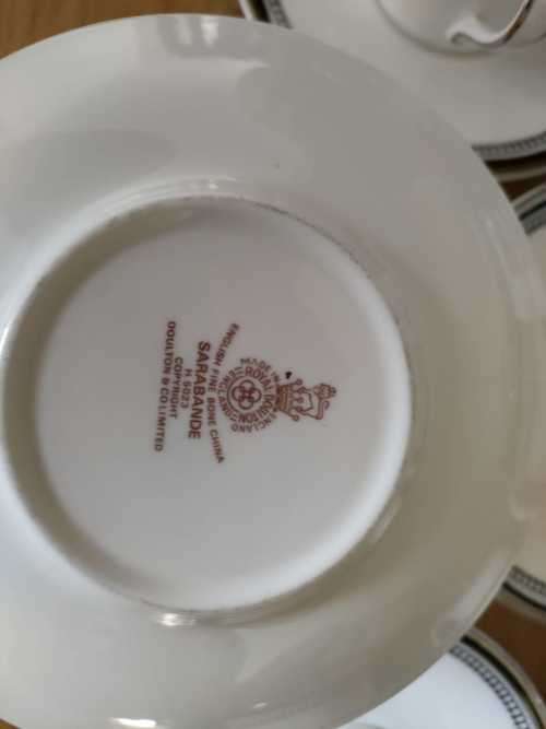 *** Stunning *** Royal Doulton Sarabande - H5023 Coffee/Espresso Cans + Saucers