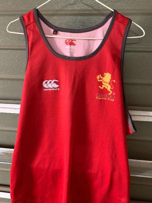 Lions player issue gym shirt. 2XL