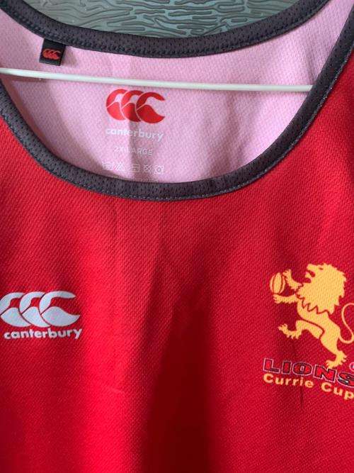 Lions player issue gym shirt. 2XL