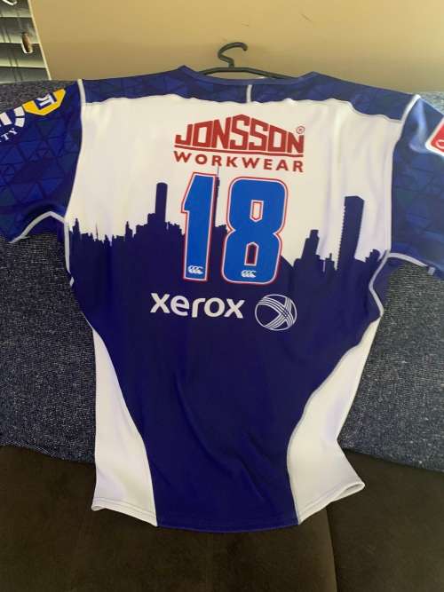 Lions match worn warm up jersey. 2xl #18