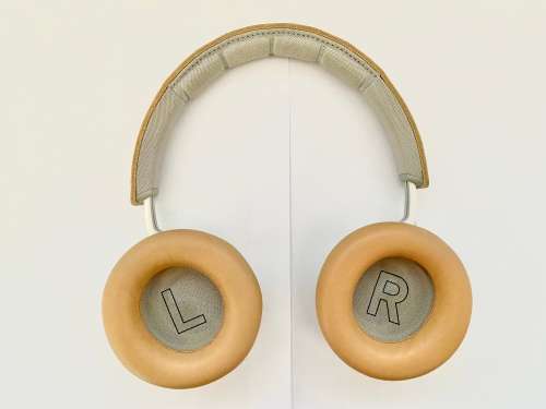 Bang and Olufsen H9i Wireless Noise Cancelling Headphones