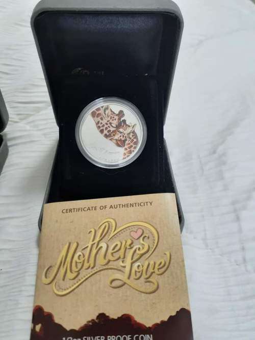 REDUCED! Perth Mint Giraffe 999 Silver Coin