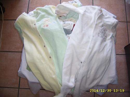 20 piece BOYS 6-24 months bulk clothing pack on auction