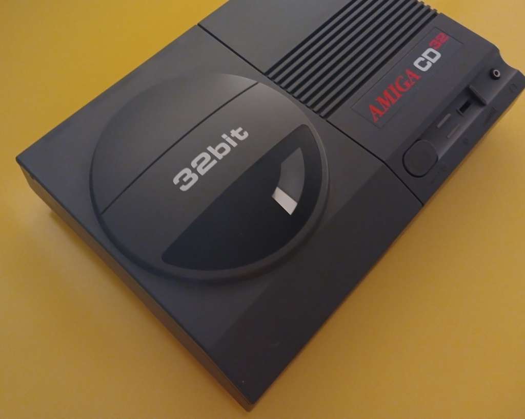 Commodore Amiga CD 32 console with Games
