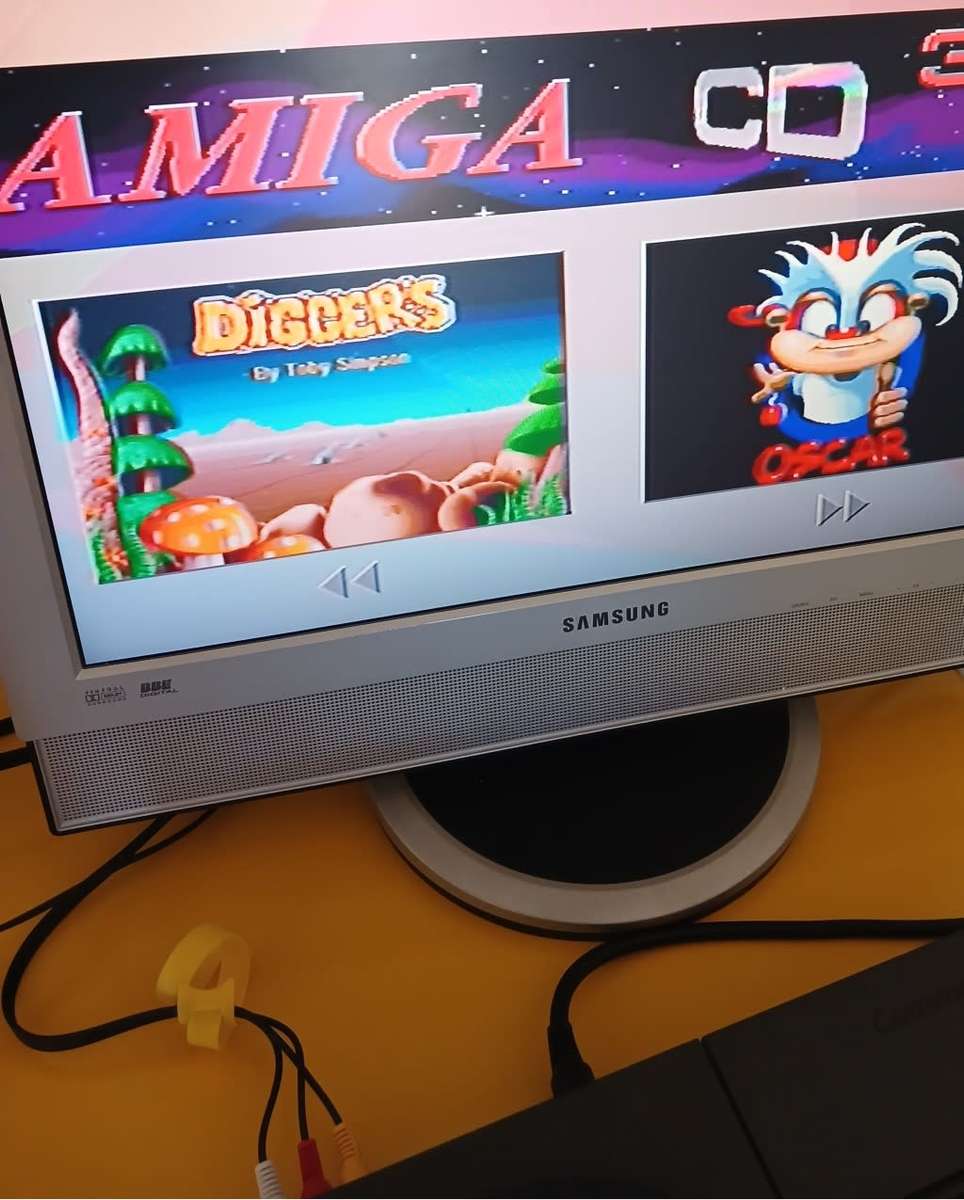 Commodore Amiga CD 32 console with Games