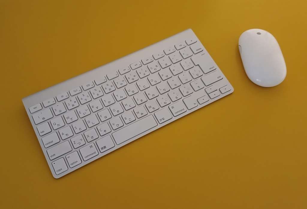 Apple Wireless Keyboard A1314 and Mighty Mouse A1197 - Bluetooth