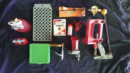 Complete reloading kit (Lee and Lyman)