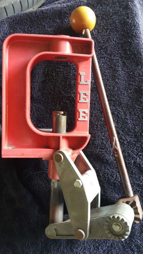 Complete reloading kit (Lee and Lyman)