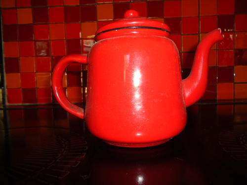 Enamel coffee pot