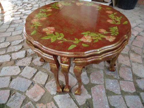 Decopage Ball and clawq table cluster