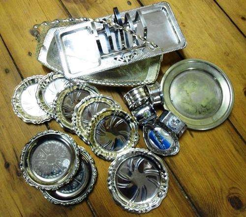 ***1R/NR! *** LOT OF SILVER PLATED AND S/STEEL ITEMS.