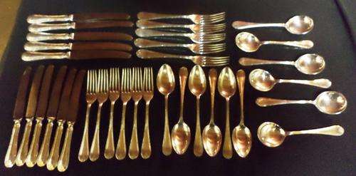 34 PIECE MAPPIN & WEBB - LOUIS XVI PATTERN CUTLERY!