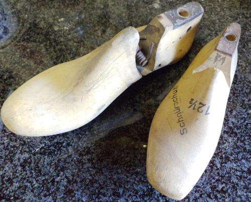 R1/NR!  TWO ANTIQUE WOODEN SHOE MOULDS