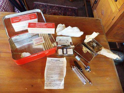 R1/NR!  VINTAGE (1962) COMPLETE FITZSIMONS SNAKEBITE KIT!