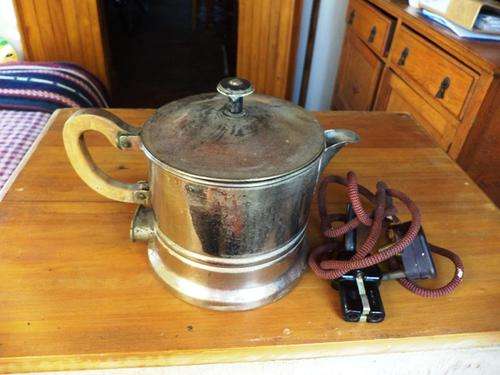 R1/NR!  VINTAGE ELECTRIC KETTLE INCLUDING CORD!