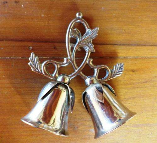 R1/NR! SWEETEST LITTLE TABLE BELL!