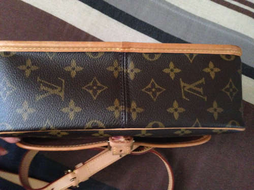 AUTHENTIC Vintage LOUIS VUITTON Sologne