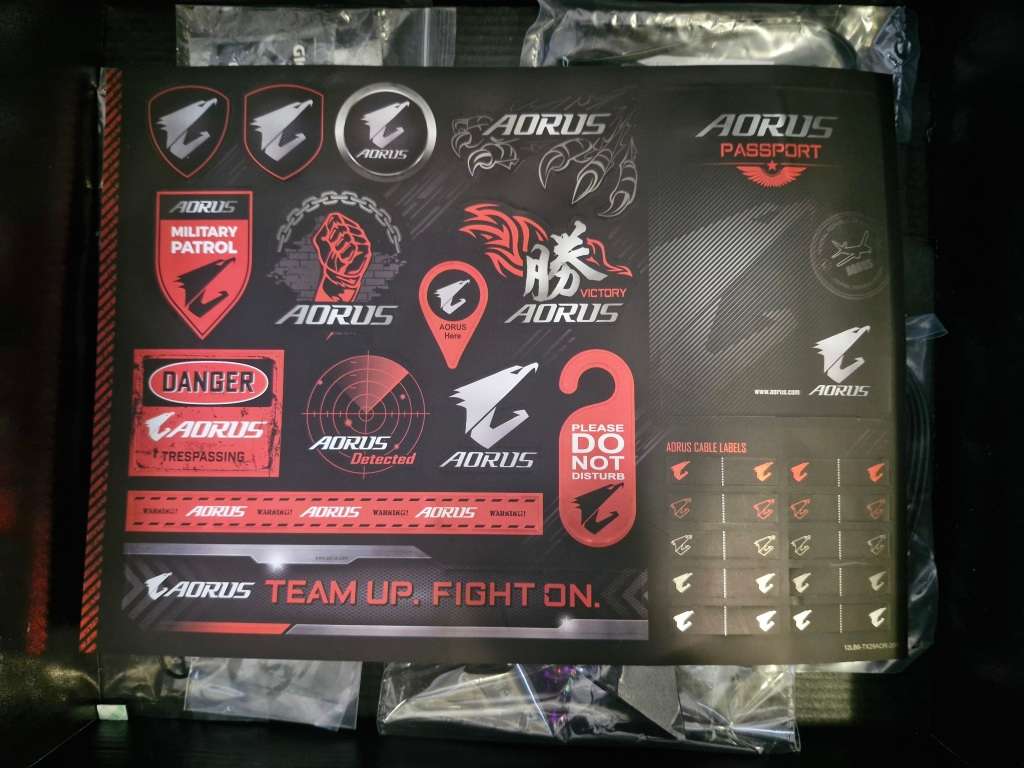 Aorus Master Z490, I9 10850K, Corsair Vengeance Pro 64GB Ram Combo