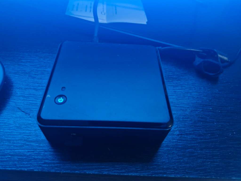 Intel NUC DC3217IYE (Please Read)