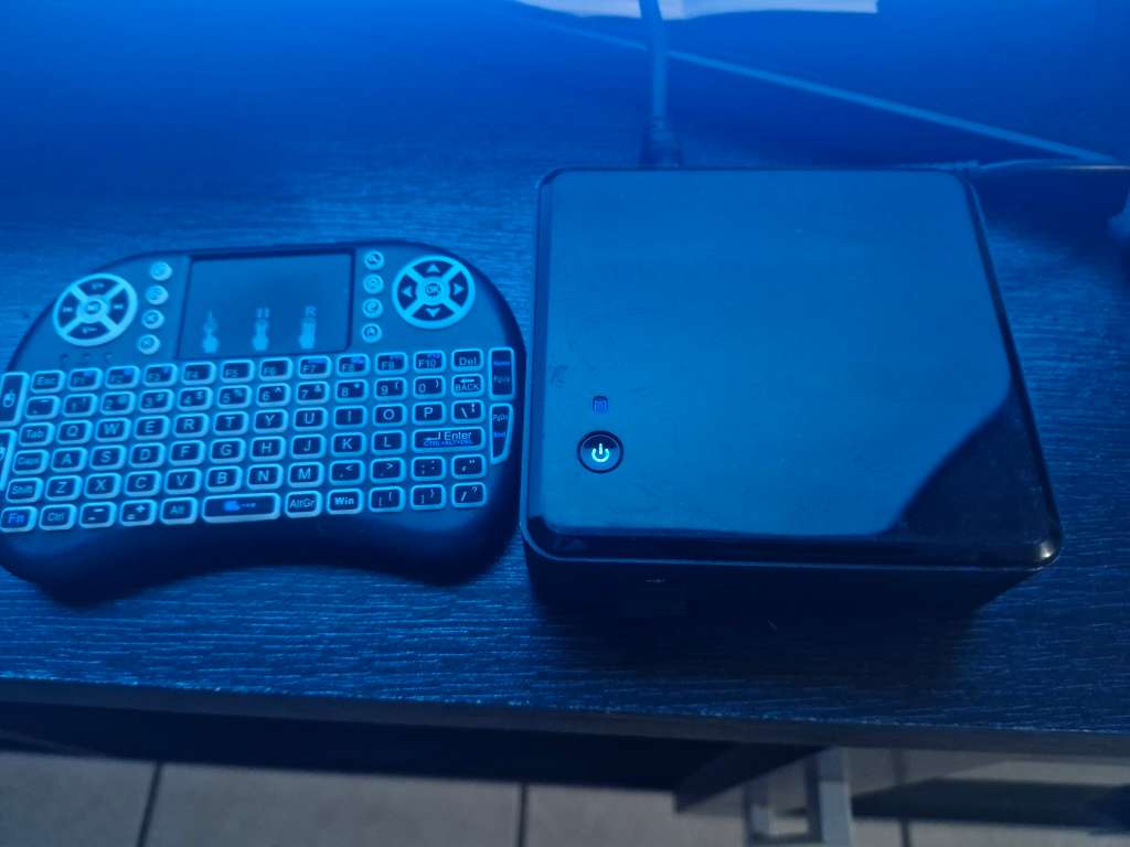 Intel NUC DC3217IYE (Please Read)