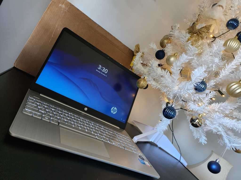 Core i5 11th Gen HP 15s, 8G RAM, 512 NVMe, 3Y wnty, Office21, Free Bag, UNBOXED New