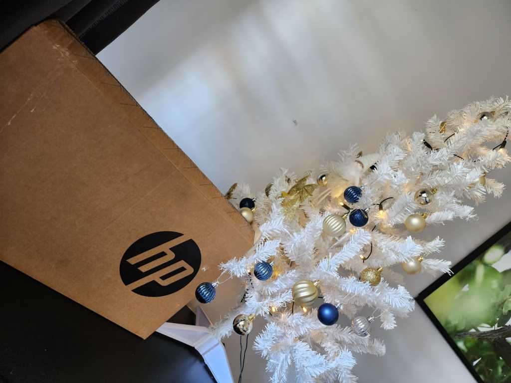 Core i5 11th Gen HP 15s, 8G RAM, 512 NVMe, 3Y wnty, Office21, Free Bag, UNBOXED New