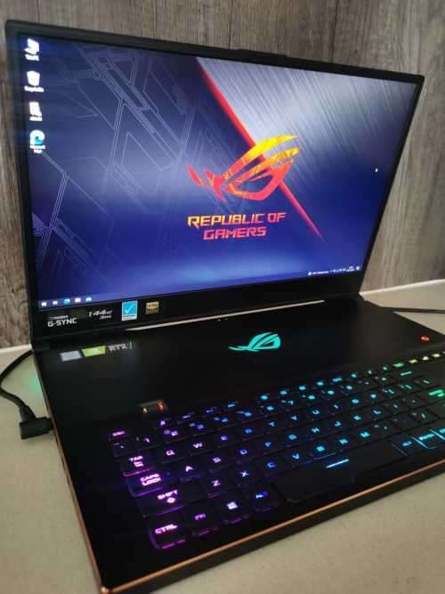 ASUS ROG Zephyrus S17
