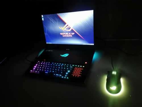 ASUS ROG Zephyrus S17