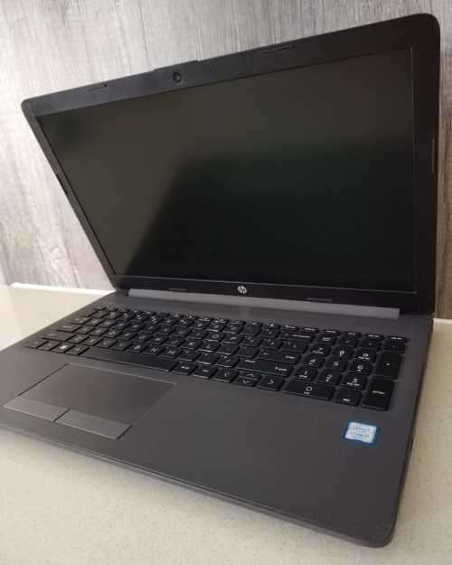 Core i5 8th gen HP 250 G7  DEMO Laptop 8G/1TB HD/UHD Graphics /Office 21/2y wnty & FREE BAG