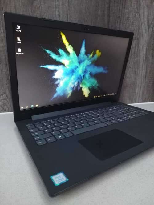 Core i5 8th gen Lenovo IdeaPad 130 DEMO Laptop 8G/256SSD/UHD Graphics /Office 21 and FREE BAG