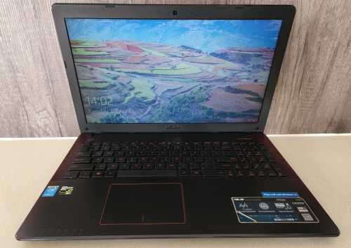 Core i5 Asus FX550J Gaming Laptop @3.40GHz, 8G RAM, 256G SSD, 2G NVDIA Graphics