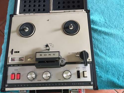 1964 ANTIQUE SONY STEREO TAPERECORDER TC-200