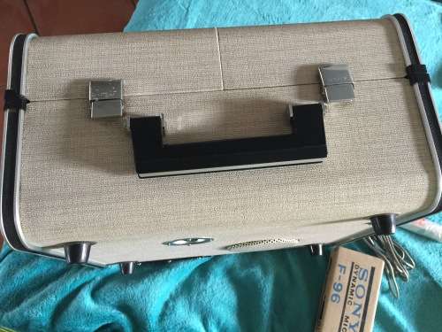 1964 ANTIQUE SONY STEREO TAPERECORDER TC-200