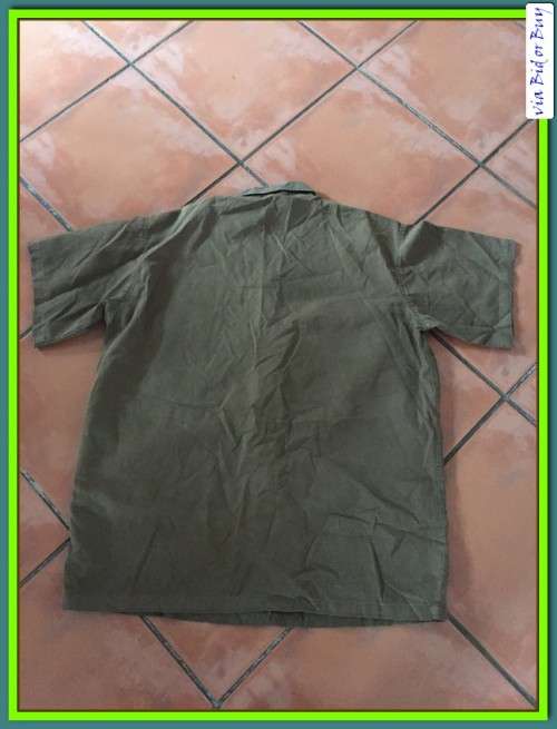 SADF SHORT SLEEVE SHIRT - NO LABEL SEE DESCRIPTION FOR MEASUREMENTS