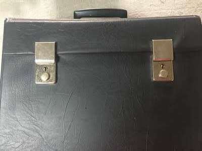 DJ RECORD LP CARRYING HARD CASE BLACK VINYL COATED REINFORCED CASE