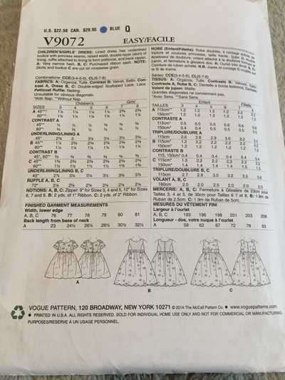 PATTERN LITTLE VOGUE V9072 - CHILDREN'S OR GIRLS' DRESS (SIZE 6-7-8)