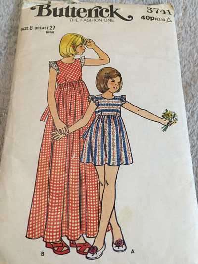 PATTERN BUTTERICK 3741 - CHILDREN'S AND GIRLS' DRESSES (SIZE 8)