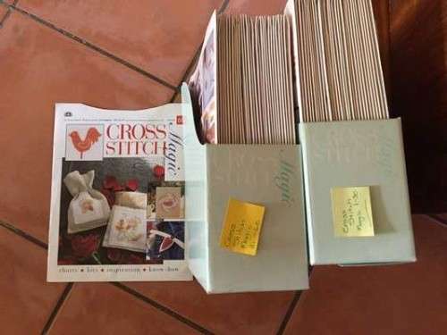 CROSS STITCH MAGIC - MANUAL 1 - 60 IN NICE STORAGE CONTAINERS