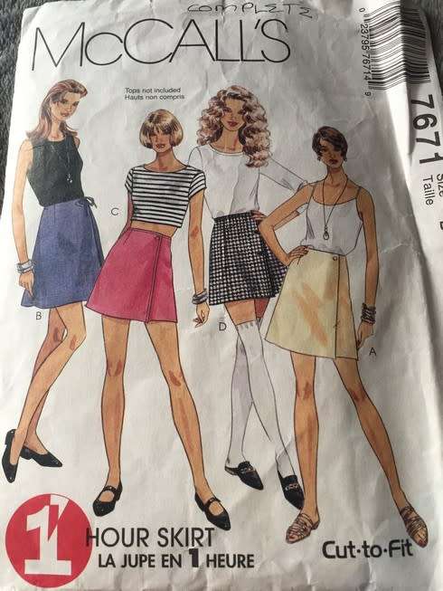 PATTERN MCCALL'S 7671 (COMPLETE) - SKIRT (SIZE 12-14-16)
