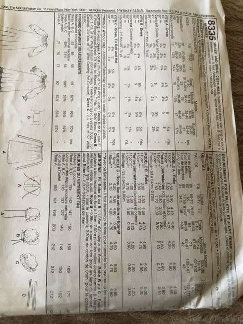 PATTERN MCCALL'S 8335 (UNUSED) - COSTUMES (SIZE 12,14)