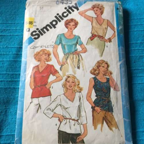 PATTERN SIMPLICITY 6435 (COMPLETE) - PULL-OVER TOPS (SIZE 14)