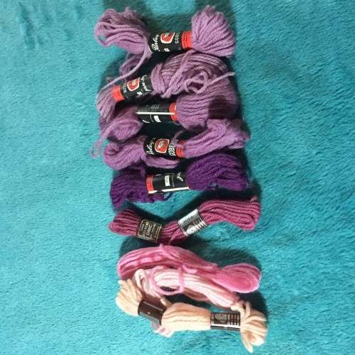 SKEINS OF PINK/PURPLE (9)