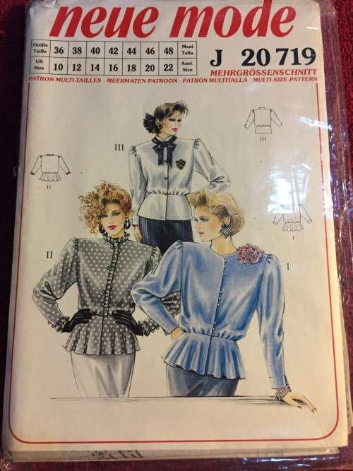 PATTERN NEUE MODE 20719 (UNUSED) - PEPLUM TOP (SIZE 10-22)