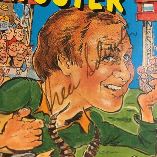 CD - LEON SCHUSTER: HIE` KOMMIE BOKKE! (AUTOGRAPHED BY LEON SCHUSTER)